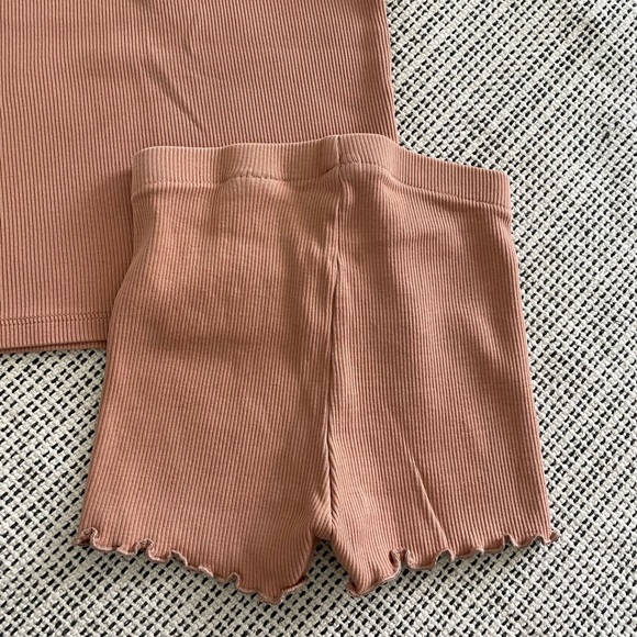 H&M Girls Shirt & Short Set - Picture 3 of 6